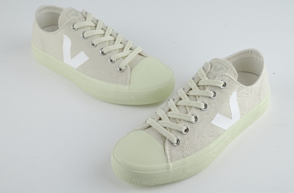 VEJA- WATA II LOW CANVAS PIERRE WHITE [平行進口]