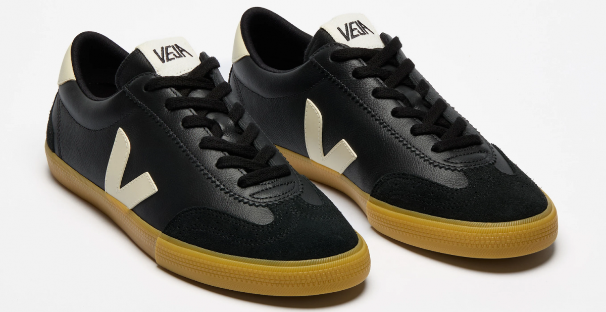 VEJA- VOLLEY LEATHER BLACK PIERRE [平行進口]