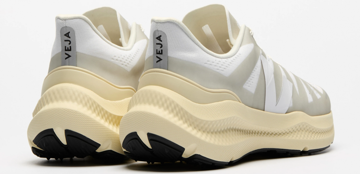 VEJA- CONDOR 3 ADVANCED ENGINEERED-MESH FULL WHITE [平行進口]