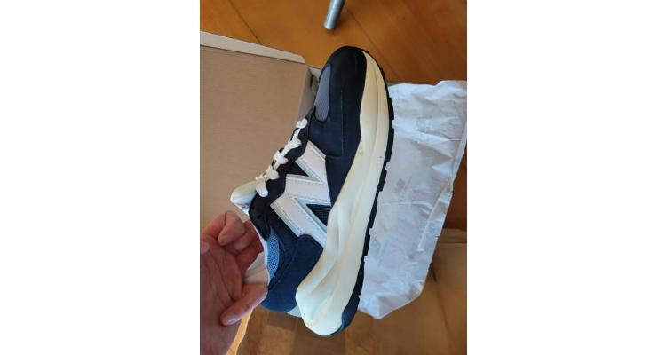 日本樂天 - New Balance M57/40