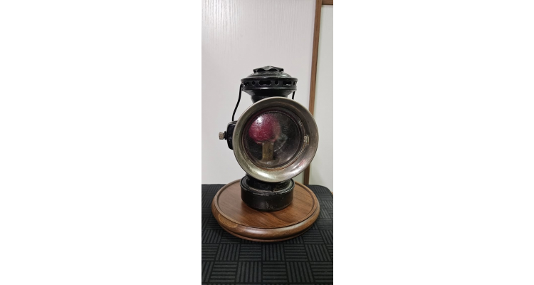 美國ebay-Antique 1914 Dietz Eureka Red Light Car Carriage Lantern Kerosene Oil Lamp