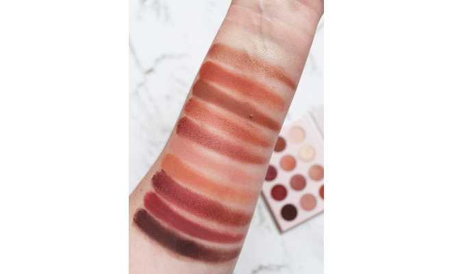 Colourpop Give it to me straight 12色眼影盤