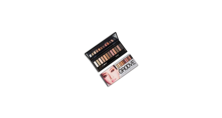 Mistine 12-color eyeshadow palet