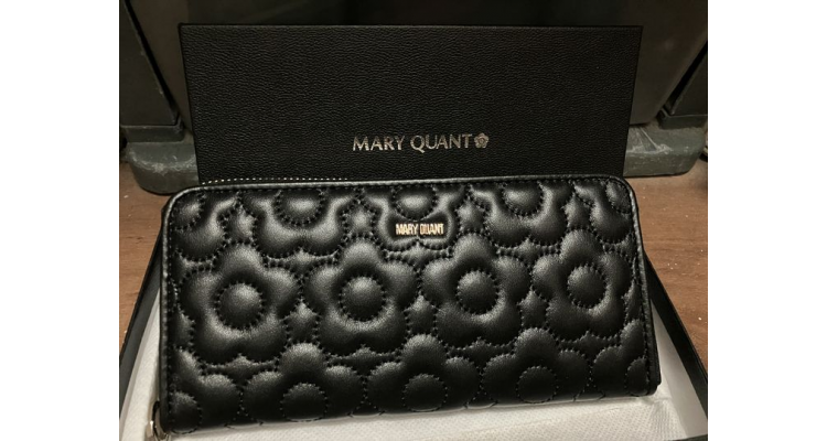 Mary Quant 雛菊紋羊皮銀包