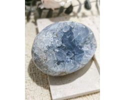 高品天青石原礦擺件