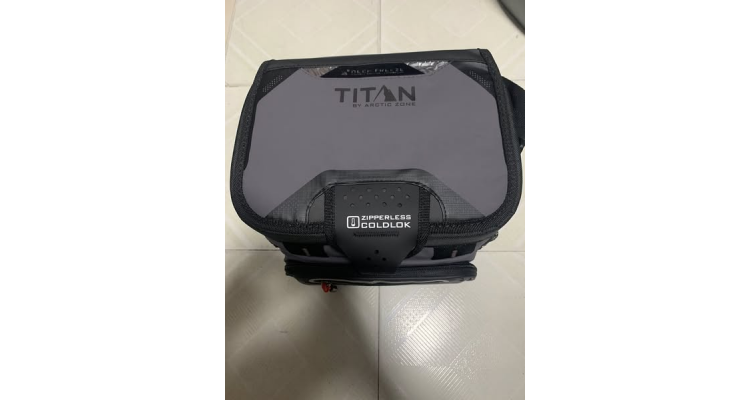 美國Amazon-TITAN Zipperless cooler 9 cans