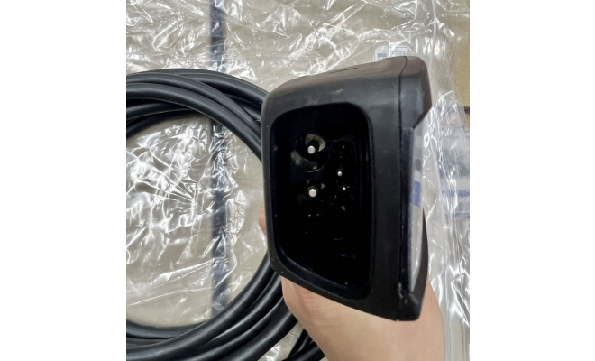 全新原廠 Universal Mobile Connector 13A 220V 147528100B for Tesla Model S X 3 充電器 差電線 叉電