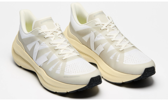 VEJA- CONDOR 3 ADVANCED ENGINEERED-MESH FULL WHITE [平行進口]