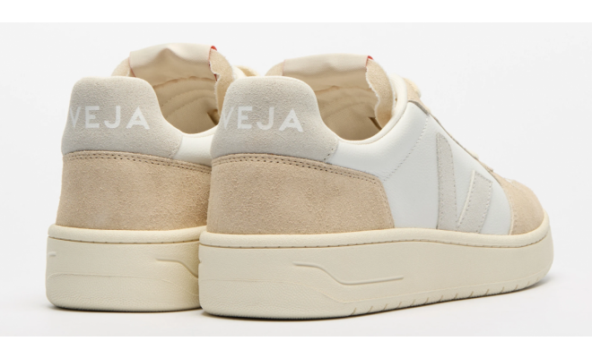 VEJA- V-82 LEATHER WHITE NATURAL ALMOND [平行進口]
