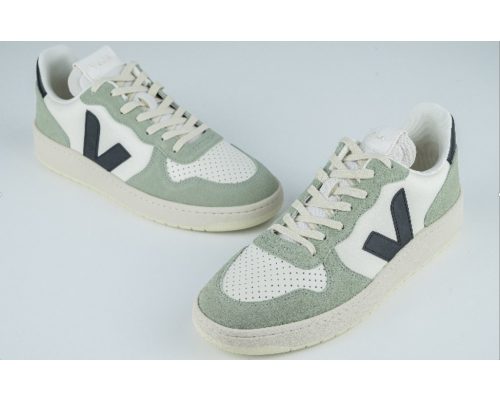 VEJA- V-10 LEATHER PURE BLACK CLAY [平行進口]