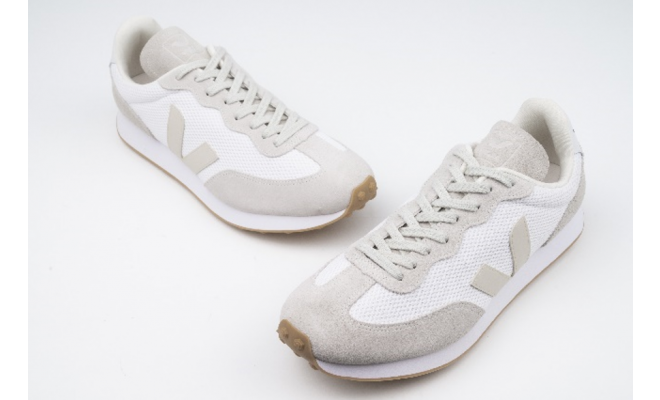 VEJA- RIO BRANCO ALVEOMESH WHITE PIERRE NATURAL [平行進口]